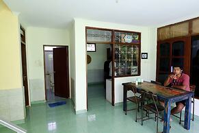 Morotai Camp Hostel -Adult Only