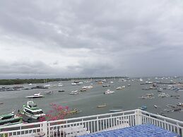 Paras Paros Marina Lodge