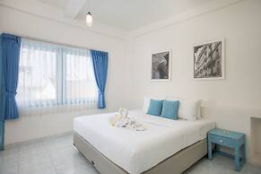 Paras Paros Marina Lodge