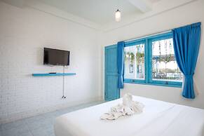 Paras Paros Marina Lodge