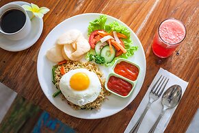 Paras Paros Marina Lodge