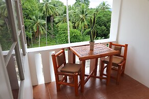 Guindulman Bay Tourist Inn