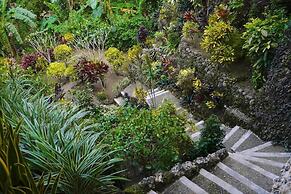 Guindulman Bay Tourist Inn