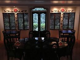 Guindulman Bay Tourist Inn