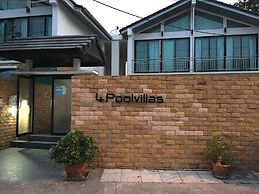 4poolvillas