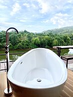 Kwainoy Riverpark & Resort