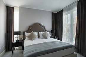 Villa Kadashi Boutique Hotel