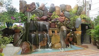 Aerostop Hotel & Restaurant