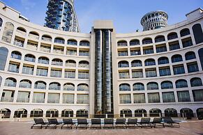 Colosseum Marina Hotel