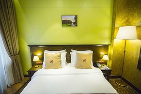 Colosseum Marina Hotel