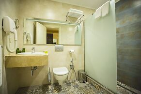 Colosseum Marina Hotel