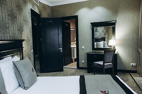 Colosseum Marina Hotel