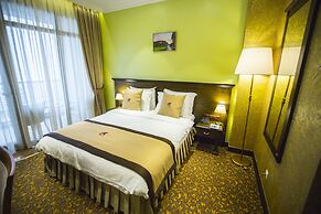 Colosseum Marina Hotel