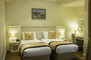 Colosseum Marina Hotel