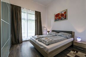 Mała Italia Apartments