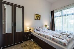 Mała Italia Apartments