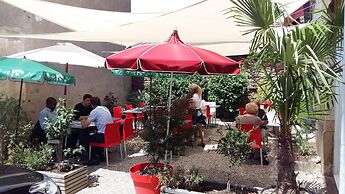 Hôtel la Poularde