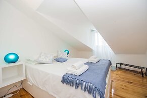 Comfortable and Trendy Lisbon Apartment