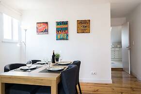 Comfortable and Trendy Lisbon Apartment