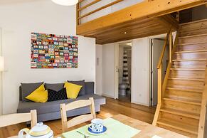 Lisbon Cosy in the Castle Apartment