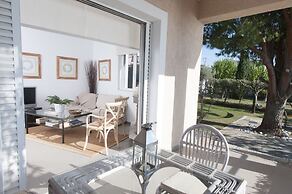 Messinian Blue SeaSide Villa