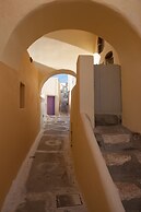 Black Rock Traditional Rooms