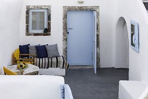 Black Rock Traditional Rooms