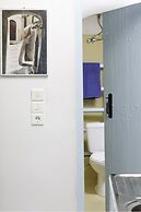 Black Rock Traditional Rooms