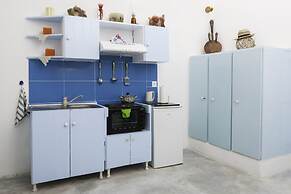 Black Rock Traditional Rooms