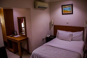 Island Heights Hotel