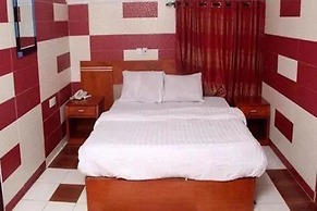 Vic James Apartments