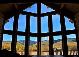 Teton Hostel HideAway