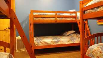 Teton Hostel HideAway