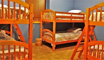 Teton Hostel HideAway