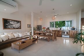 Moana Surf Resort
