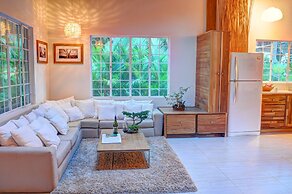 Moana Surf Resort