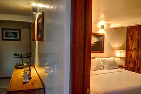 Moana Surf Resort