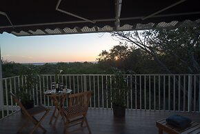 Moana Surf Resort