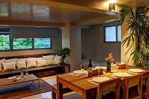 Moana Surf Resort