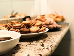 Visk Palace Hotel e Restaurante