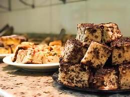 Visk Palace Hotel e Restaurante