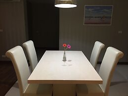 Beachfront Family Penthouse Hua Hin