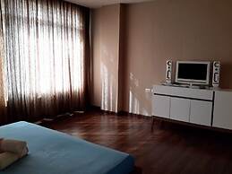 Beachfront Family Penthouse Hua Hin