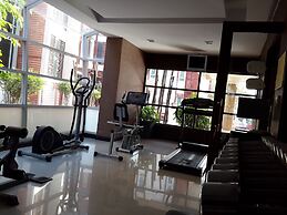 Beachfront Family Penthouse Hua Hin