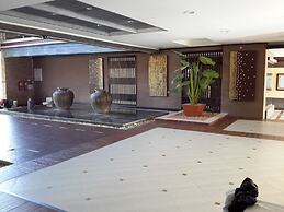 Beachfront Family Penthouse Hua Hin