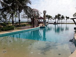 Beachfront Family Penthouse Hua Hin