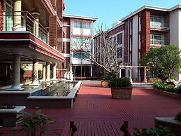 Beachfront Family Penthouse Hua Hin