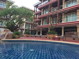 Beachfront Family Penthouse Hua Hin
