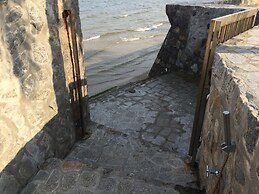 Beachfront Family Penthouse Hua Hin