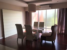 Beachfront Family Penthouse Hua Hin
